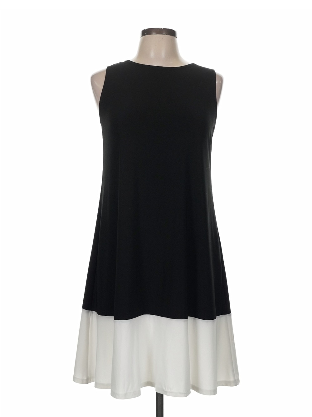 Annalee + Hope Black and White Sleeveless Two-Tone Swing Dress